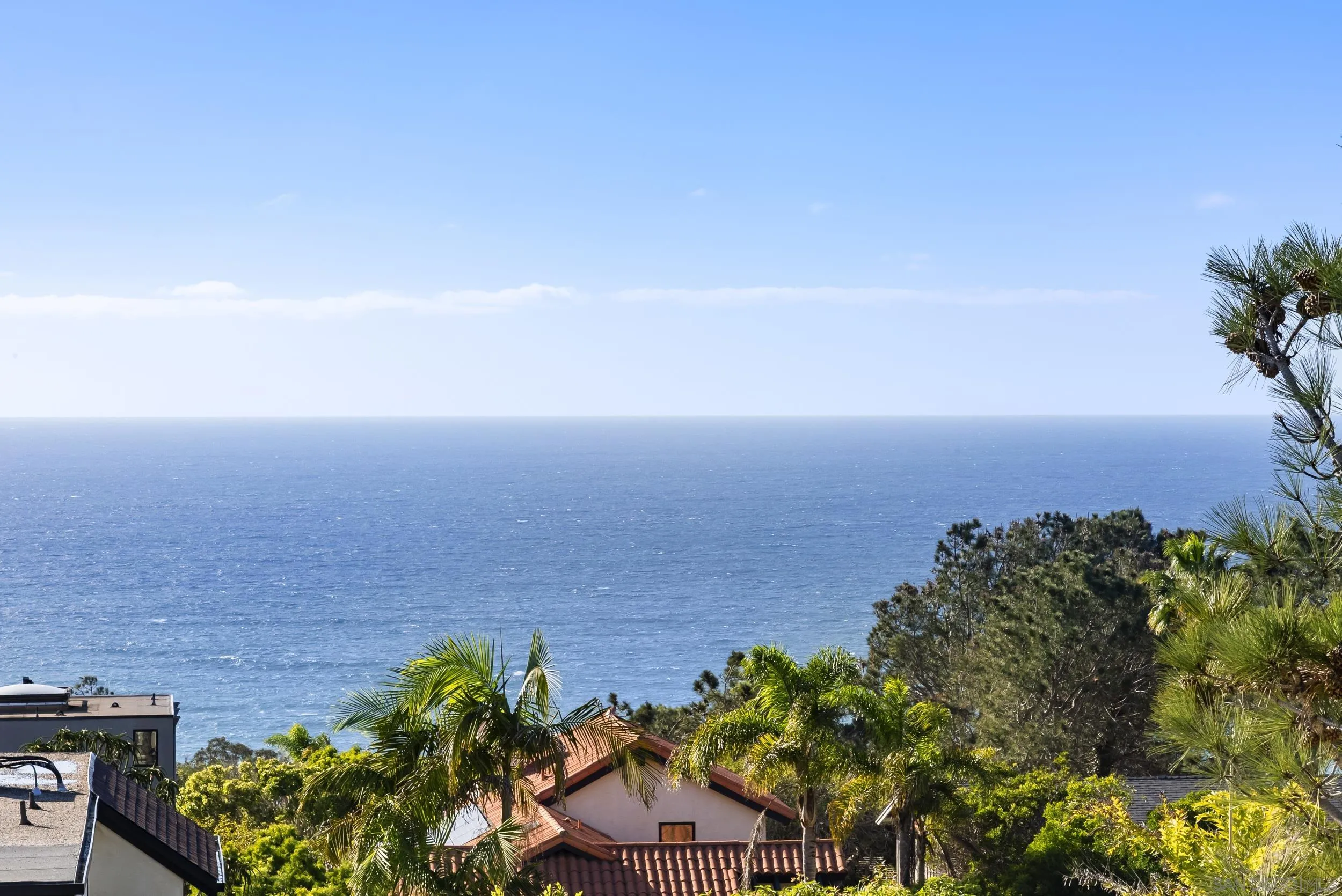 https://cdn.realtyfeed.com/cdn/127/260015268/ea45deb686391f0693c0f57c9a88689d.webp