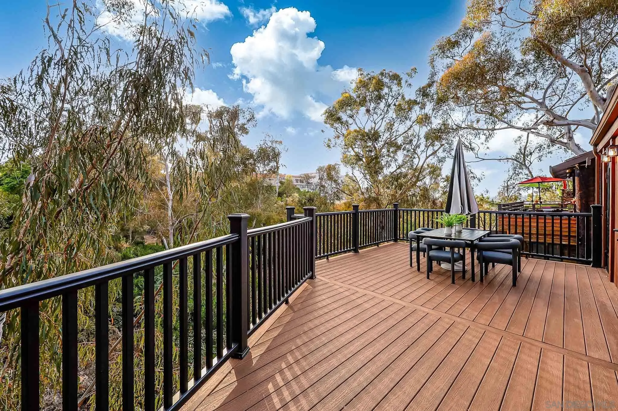 https://cdn.realtyfeed.com/cdn/127/260015270/36ec7937c09b6bd0f048e62b2173b621.webp