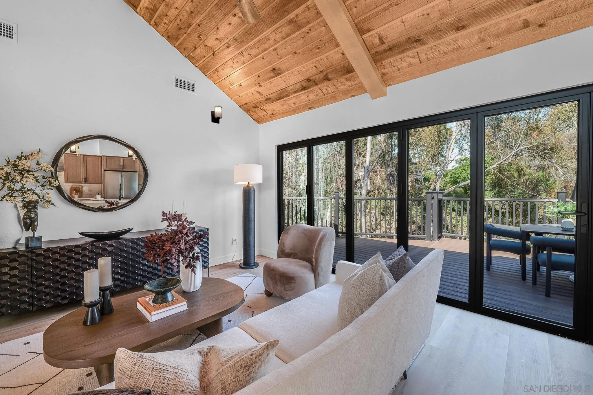 https://cdn.realtyfeed.com/cdn/127/260015270/6faa3980763ecd5a928ae9b4e9fe1041.webp