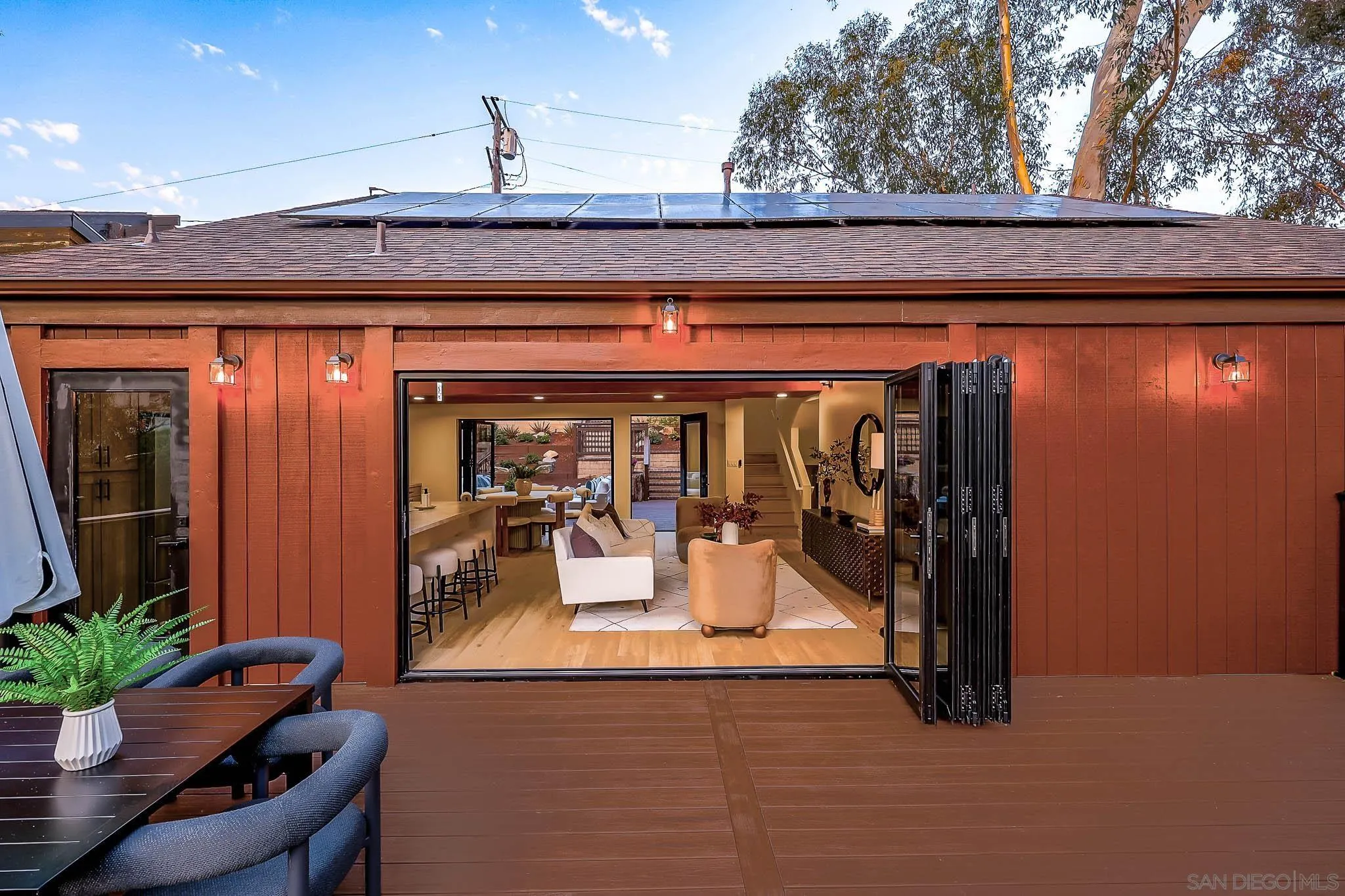 https://cdn.realtyfeed.com/cdn/127/260015270/ad67e24d47e32cf2cc1cede700a8e727.webp