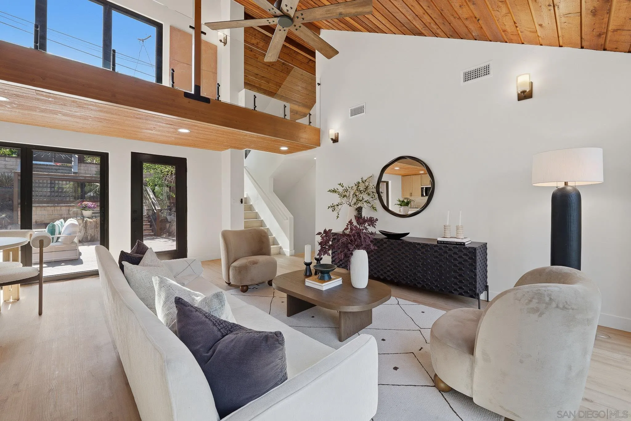 https://cdn.realtyfeed.com/cdn/127/260015270/d6128db8fb95bb2d8ef3ccb6626c9af6.webp