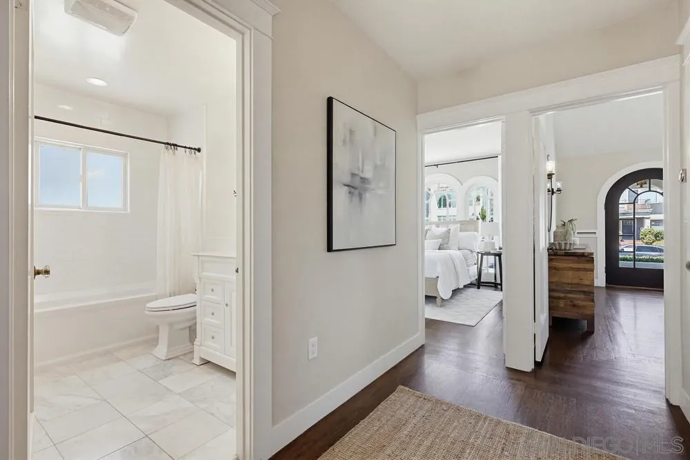 https://cdn.realtyfeed.com/cdn/127/260015279/0a43f64a8dbe217df5a4cd76878b5173.webp