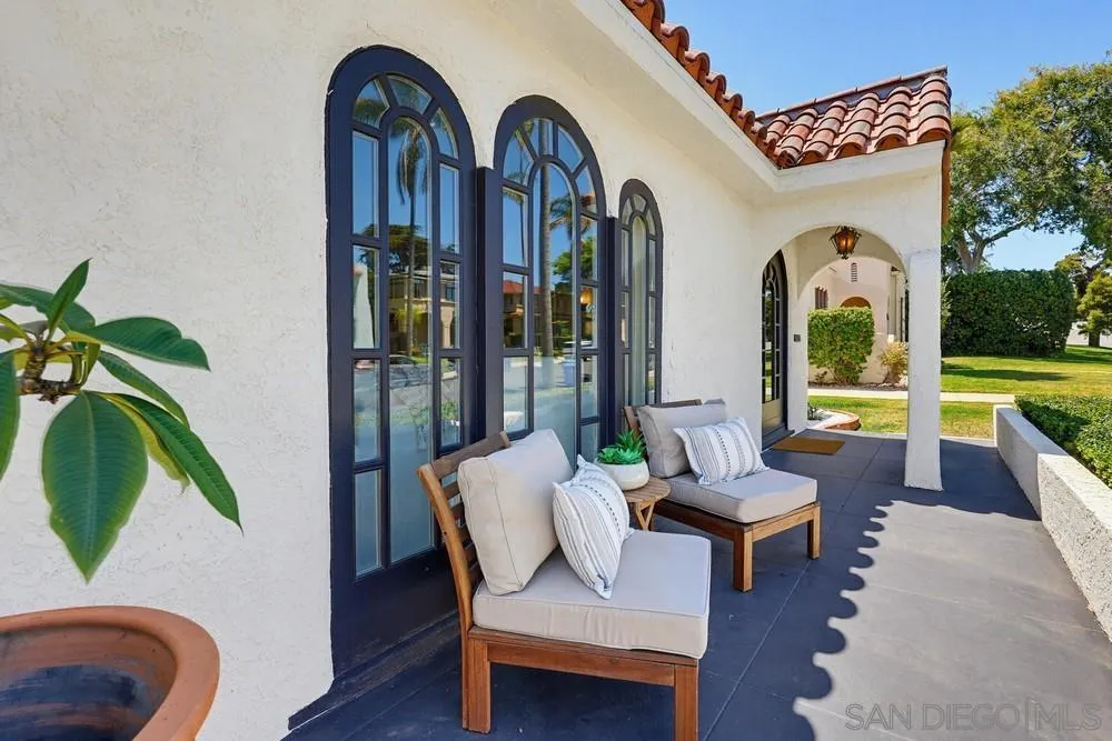 https://cdn.realtyfeed.com/cdn/127/260015279/3bccc30e90d546e61a45114715276dd8.webp