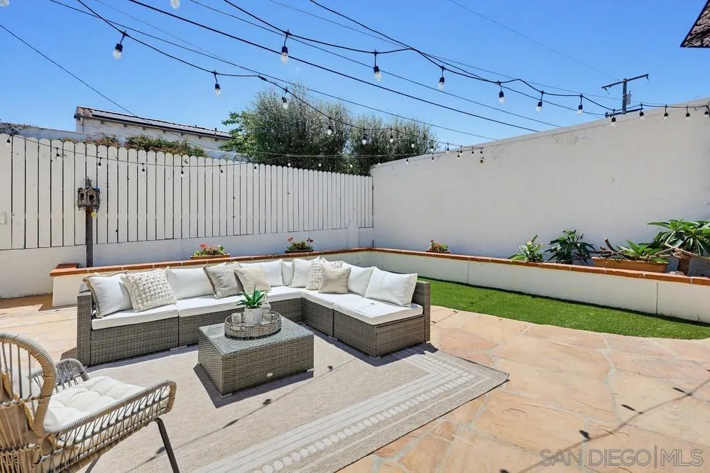 https://cdn.realtyfeed.com/cdn/127/260015279/5adec30779bbde51b006b336f63f76f1.webp