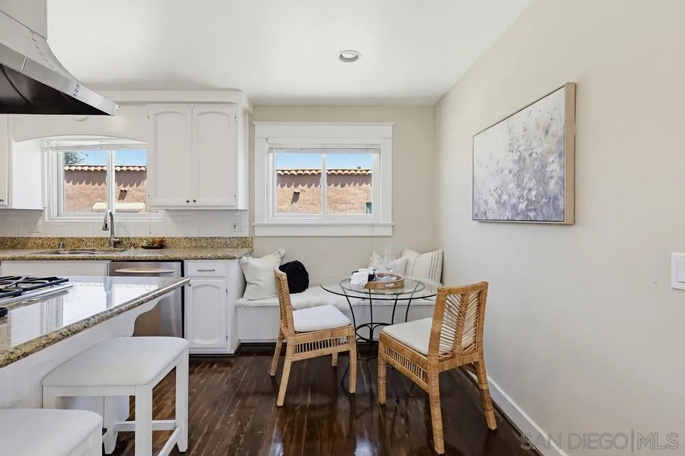 https://cdn.realtyfeed.com/cdn/127/260015279/5c6290f5d40c2ce47debfc21753f4202.webp