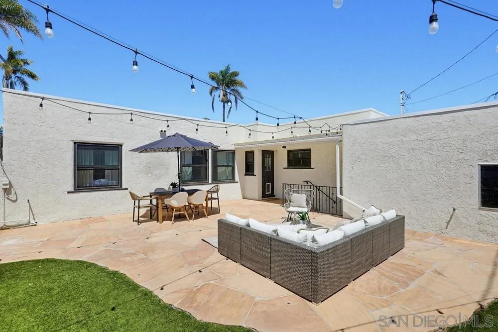 https://cdn.realtyfeed.com/cdn/127/260015279/717c2c5970e20fedc2800ff3dbebfe90.webp
