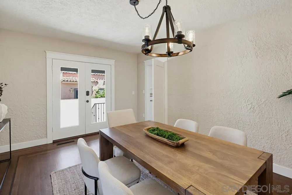 https://cdn.realtyfeed.com/cdn/127/260015279/99ab825d7356386ca67774fa91e95e11.webp