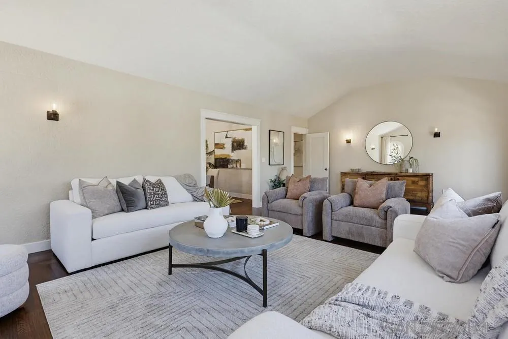https://cdn.realtyfeed.com/cdn/127/260015279/d16e6c5dfb409676fe7e696e83a38e57.webp