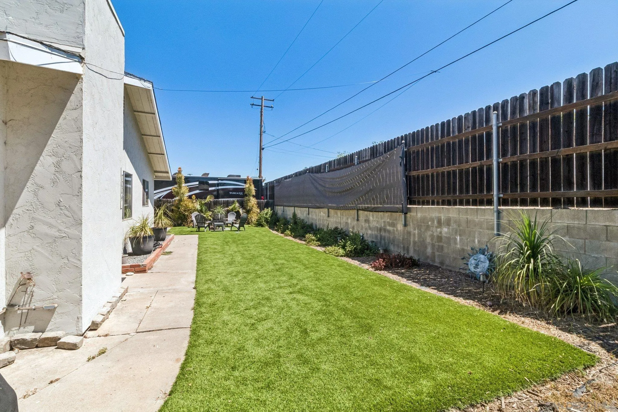 https://cdn.realtyfeed.com/cdn/127/260015291/6f48c81a24704a7c6b724fd2fe6bb6a0.webp