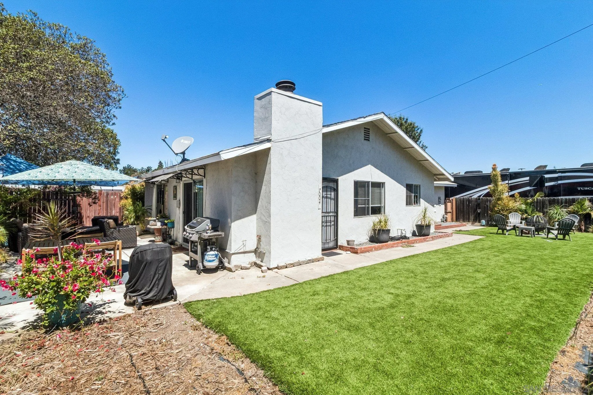 https://cdn.realtyfeed.com/cdn/127/260015291/fc363fdc61c36dd2fac3fb2c0a05eeec.webp