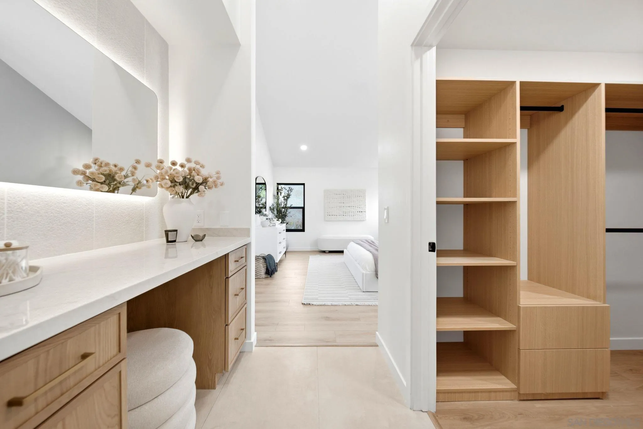 https://cdn.realtyfeed.com/cdn/127/260015297/3b3071fbf90775851a4aa6f4f7f8cc8c.webp