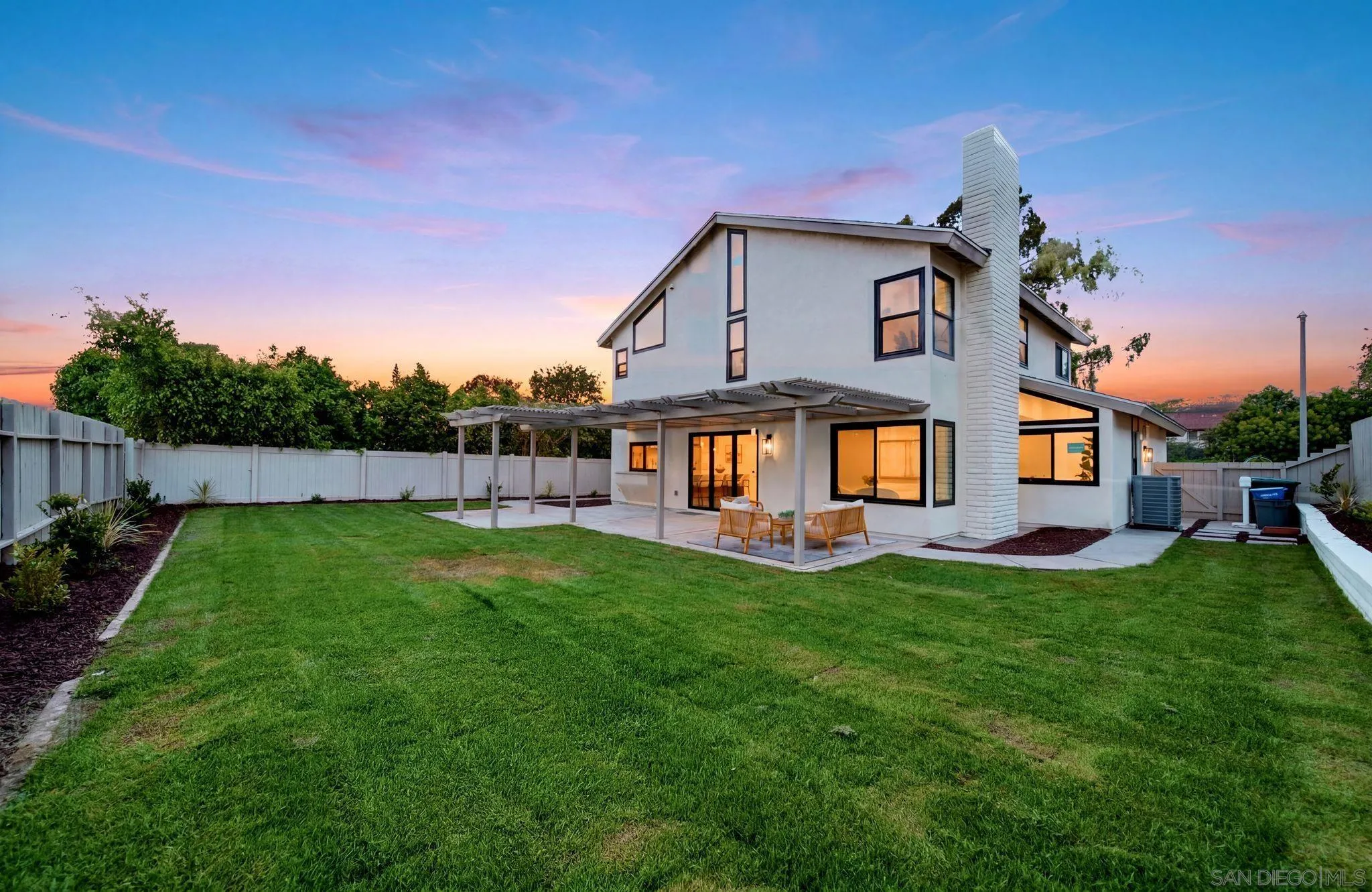 https://cdn.realtyfeed.com/cdn/127/260015297/47206359a1bf1e57fda702b973dc0776.webp