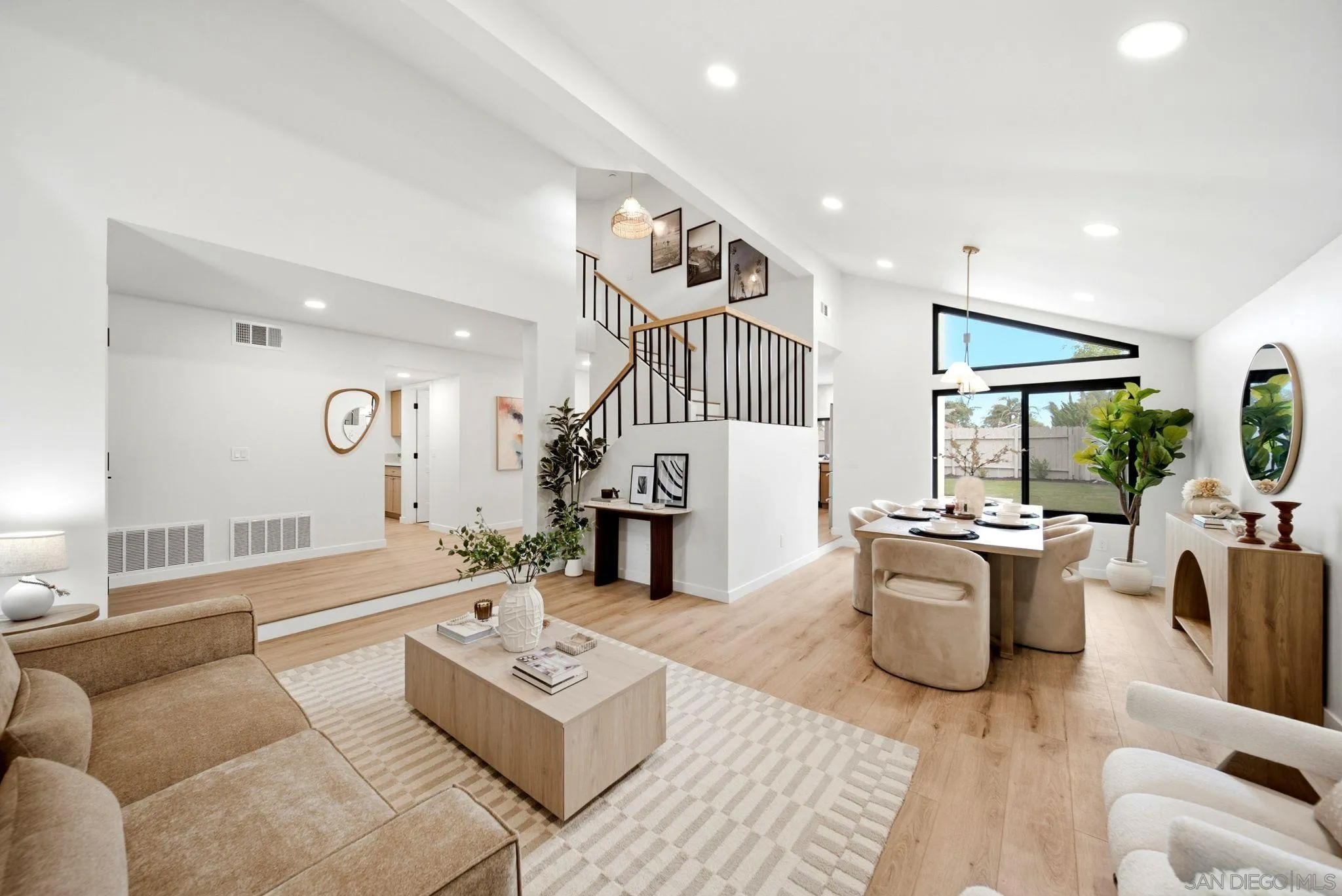 824 Glen Arbor, Encinitas, CA 92024 - Photo 2 of 44, Encinitas, CA