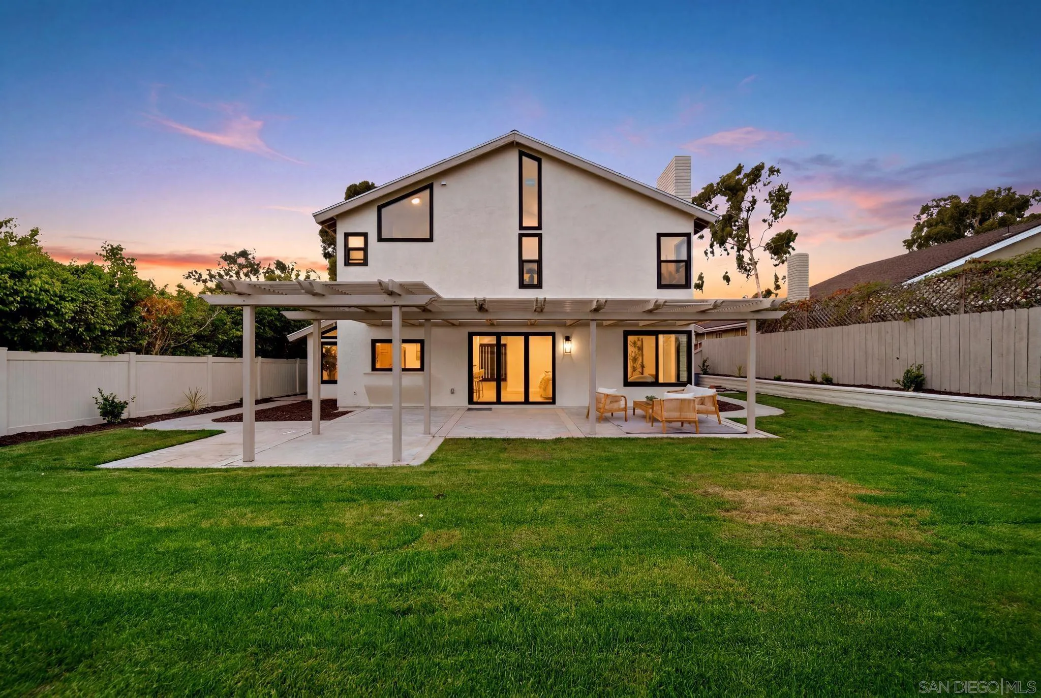 https://cdn.realtyfeed.com/cdn/127/260015297/d7805468720e401f8048eeb4d821575e.webp