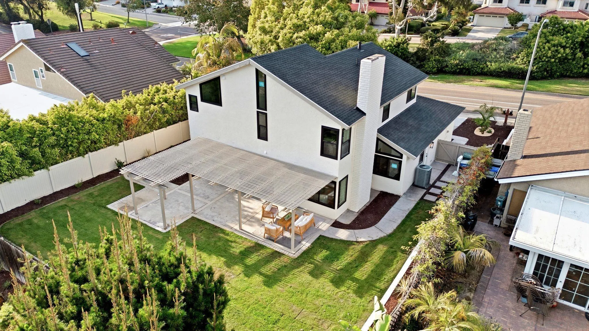 https://cdn.realtyfeed.com/cdn/127/260015297/f13966054740b650b5dbcab91c5ab1c0.webp