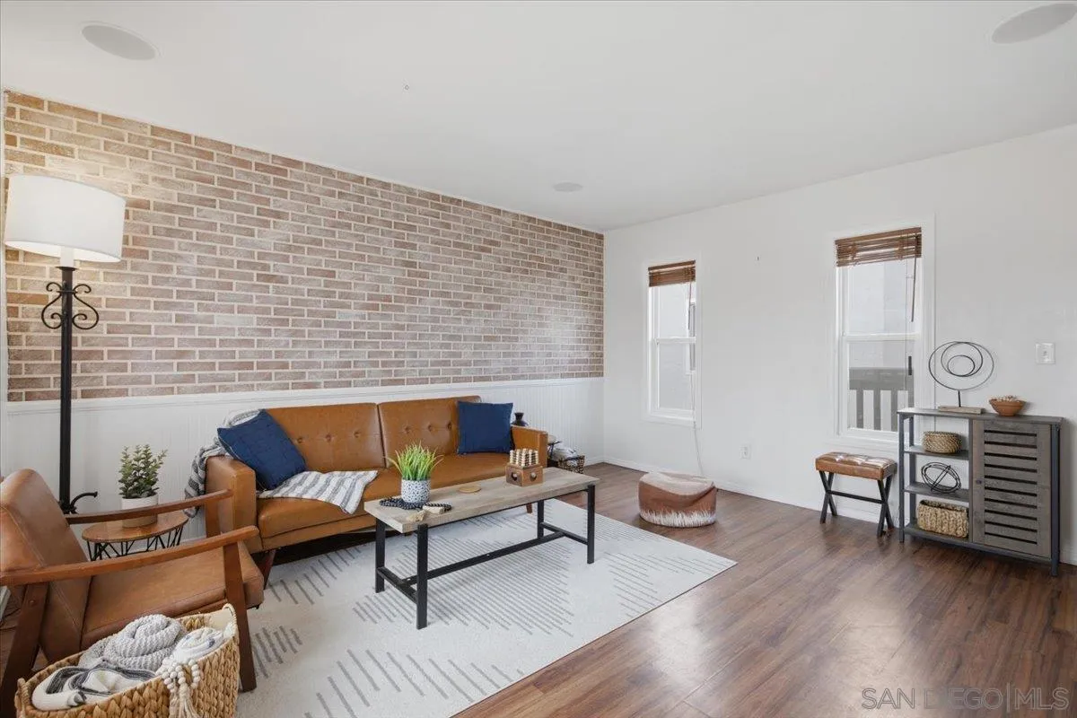 Photo #7: 260015302 Listing: Photo #7