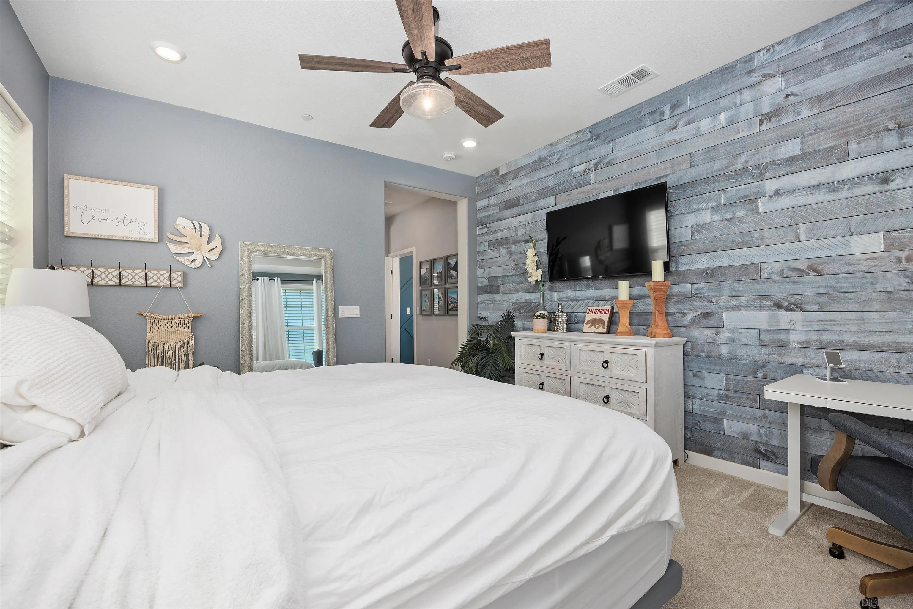 https://cdn.realtyfeed.com/cdn/127/260015308/58b5004aa87fa339e1e68c00e25e0f16.webp