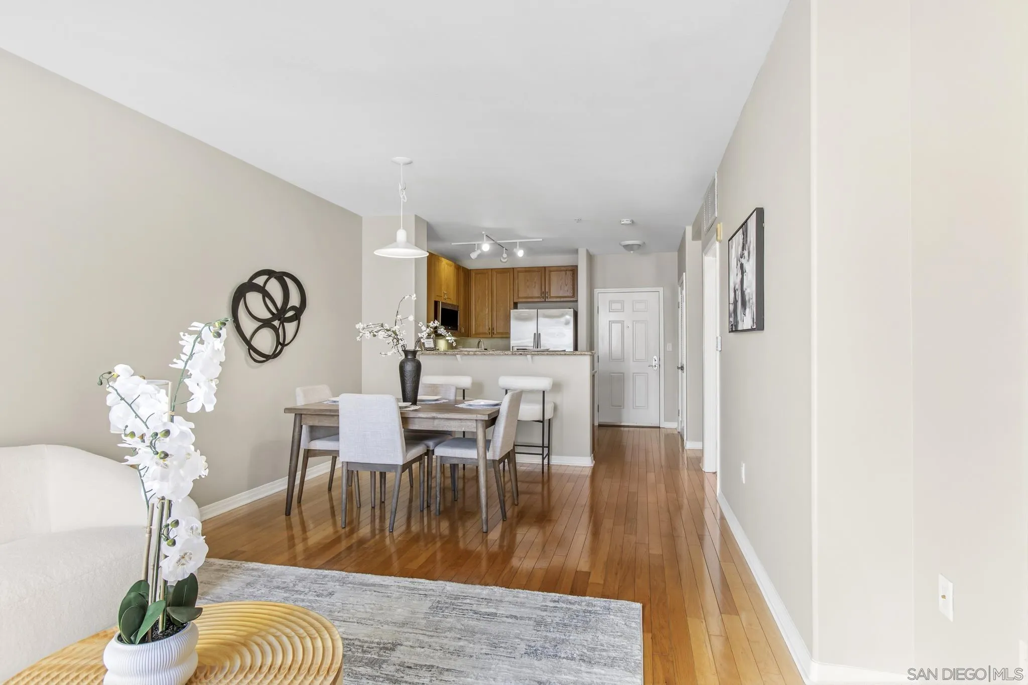 https://cdn.realtyfeed.com/cdn/127/260015314/0e47edb735f2af8de35680b25e0b9d34.webp