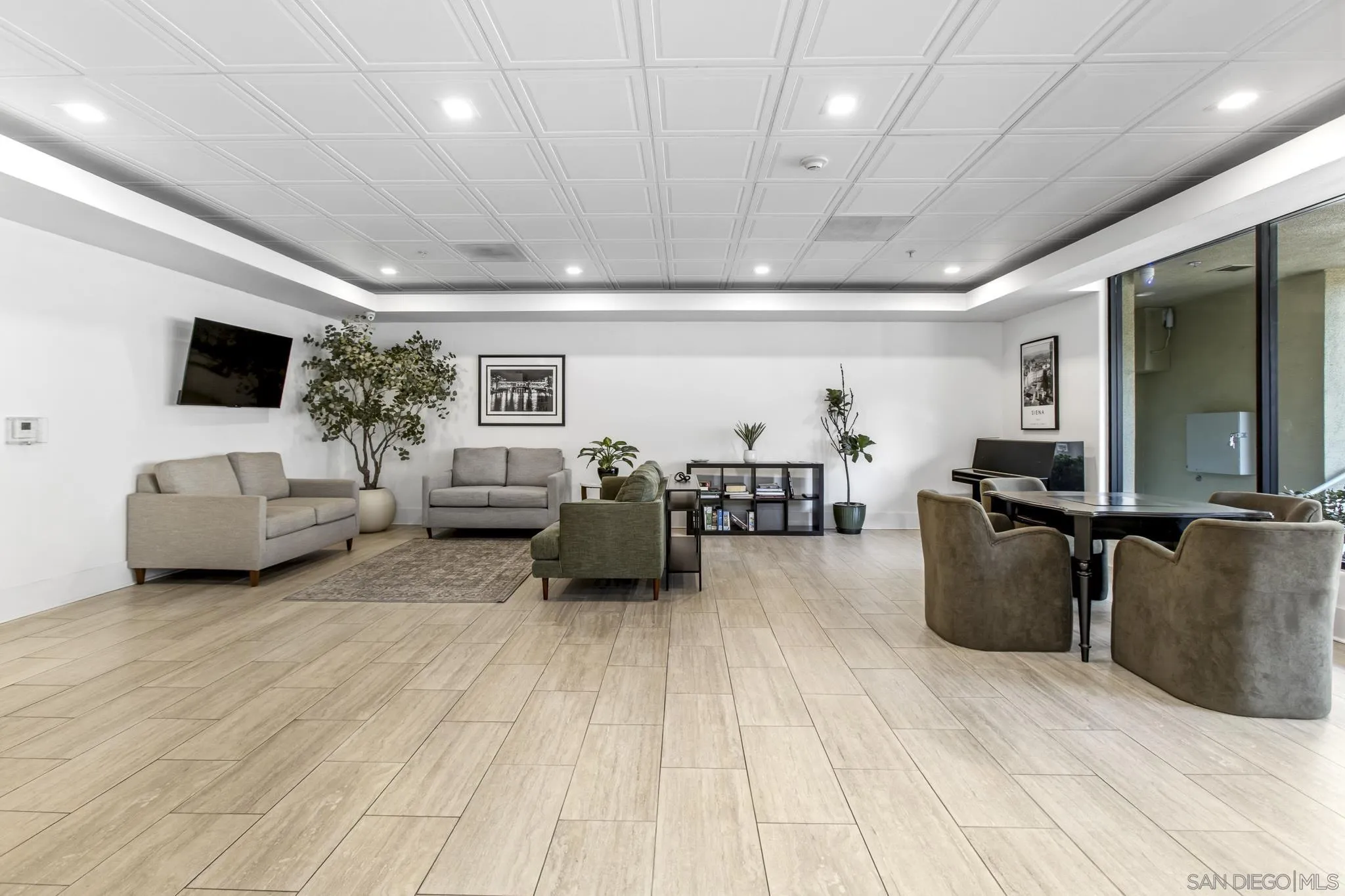 https://cdn.realtyfeed.com/cdn/127/260015314/277056ad970628be1025a5ace94032a5.webp