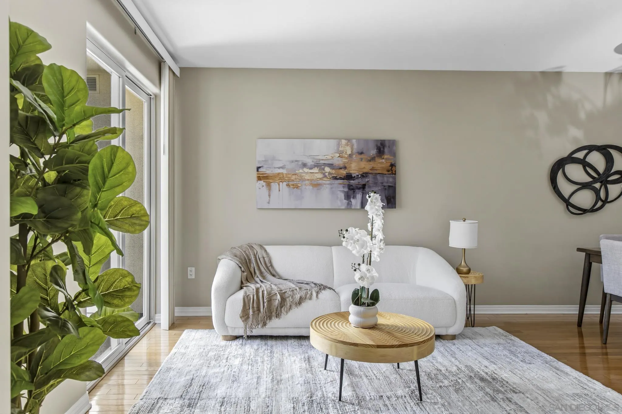https://cdn.realtyfeed.com/cdn/127/260015314/4ec69a29f4c21b166de484a915517d51.webp