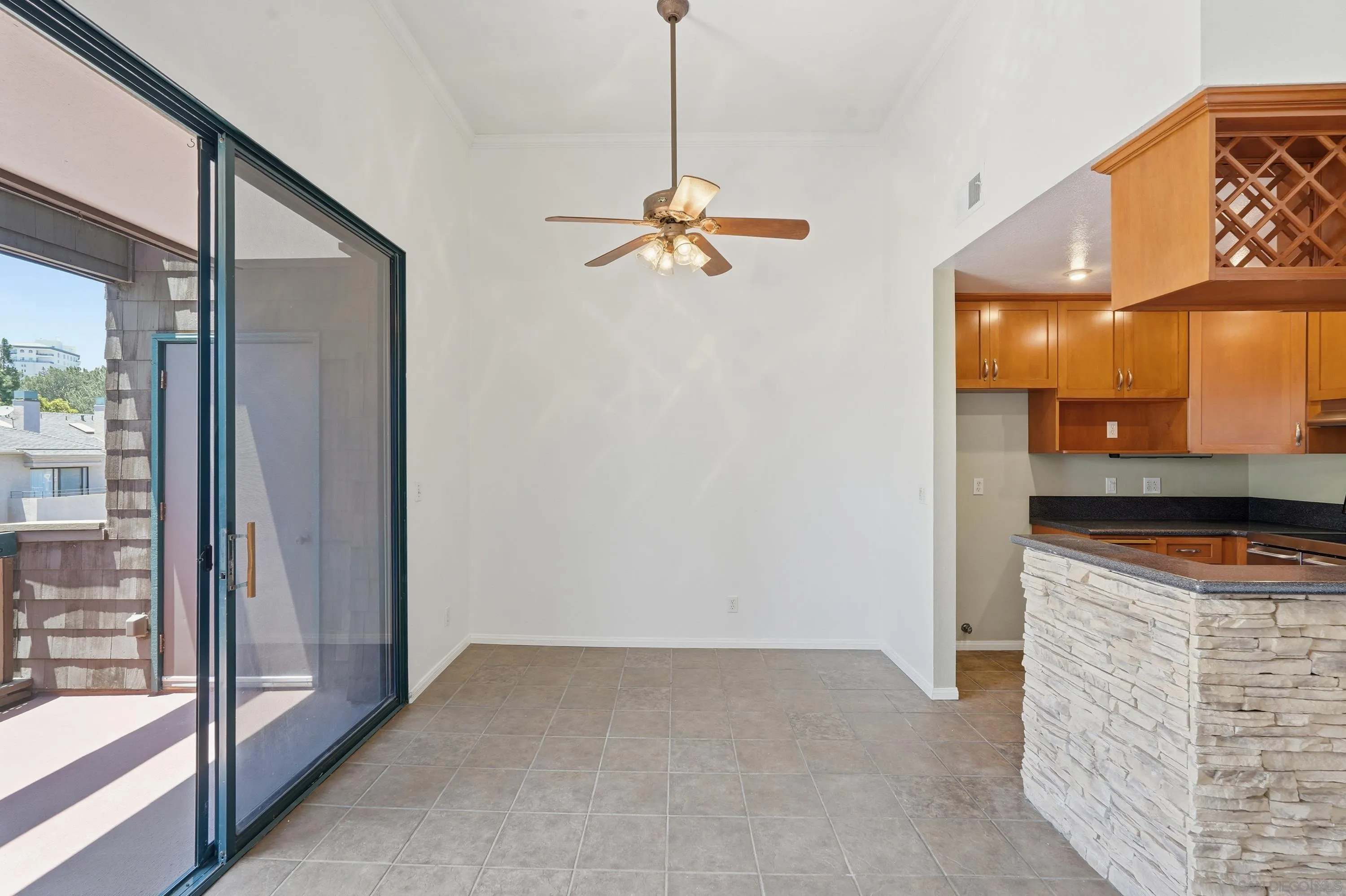 Photo #13: 260015315 Listing: Photo #13