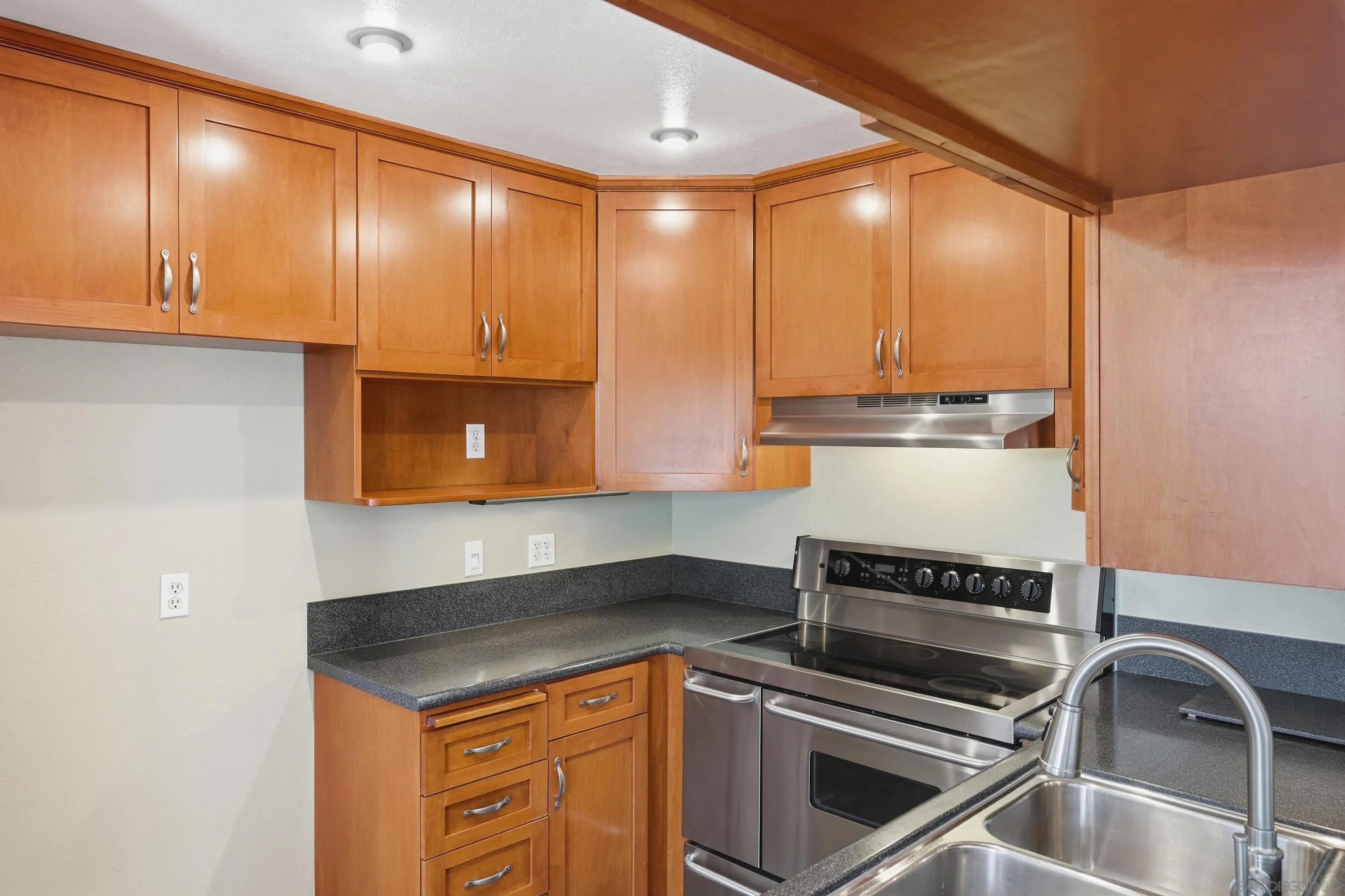 Photo #16: 260015315 Listing: Photo #16