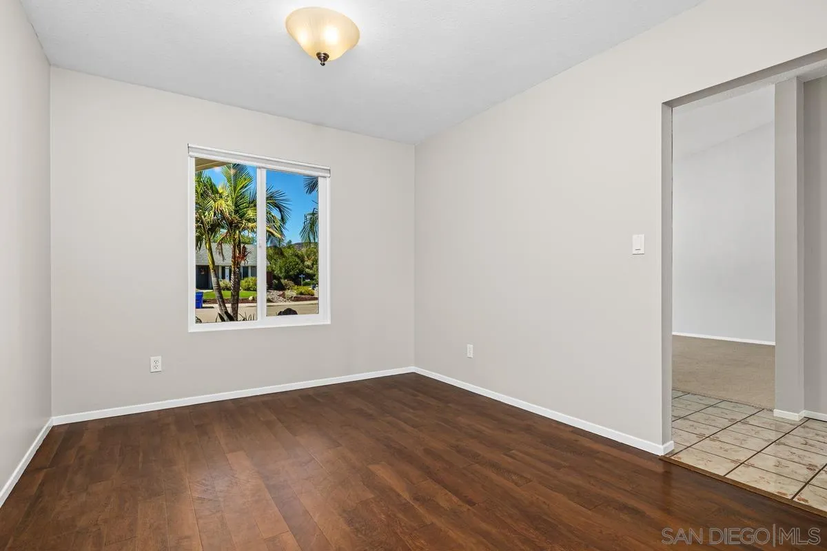 https://cdn.realtyfeed.com/cdn/127/260015321/e19c5aa44334aadab3f860f6f36d8843.webp