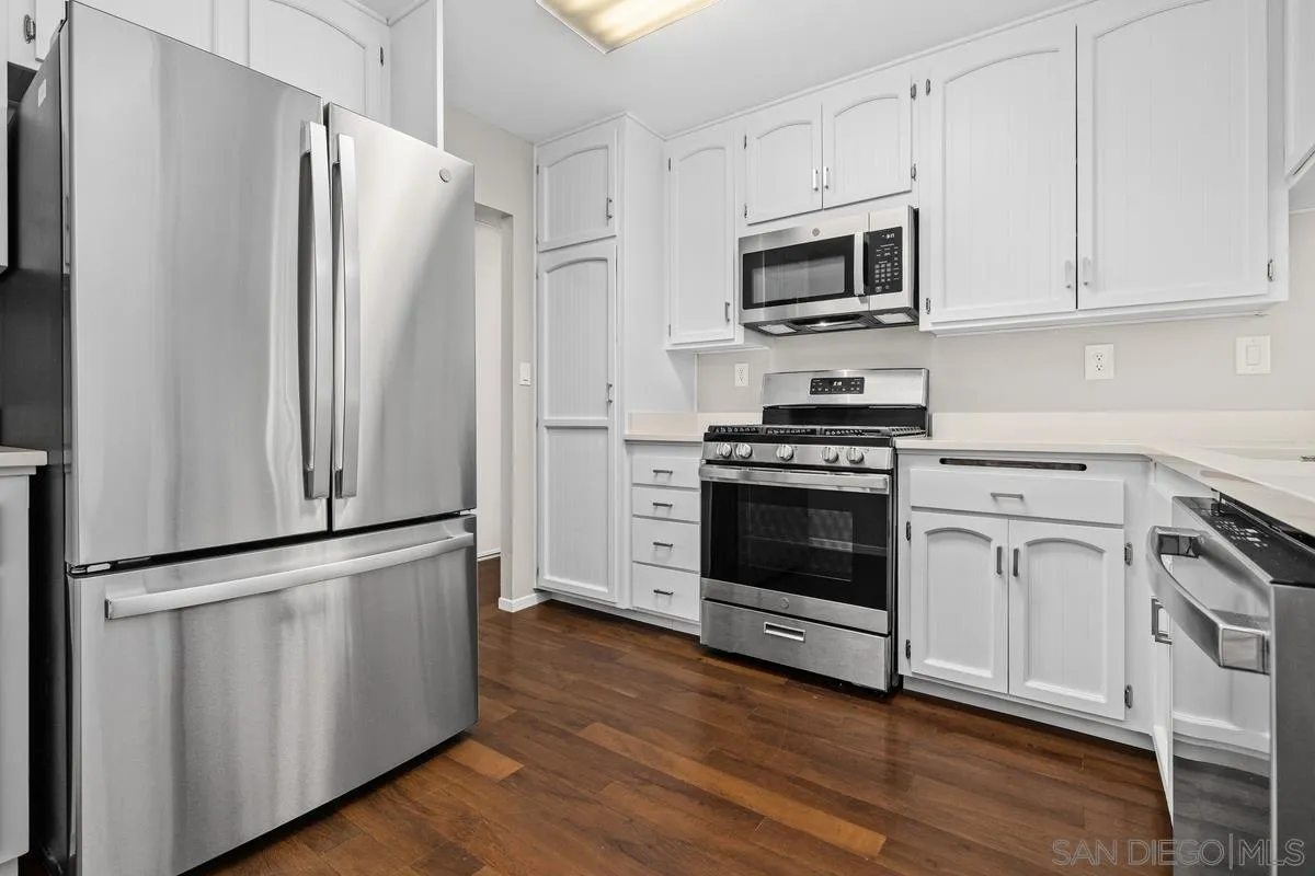 https://cdn.realtyfeed.com/cdn/127/260015321/e4282c213462607f4882af00117196df.webp