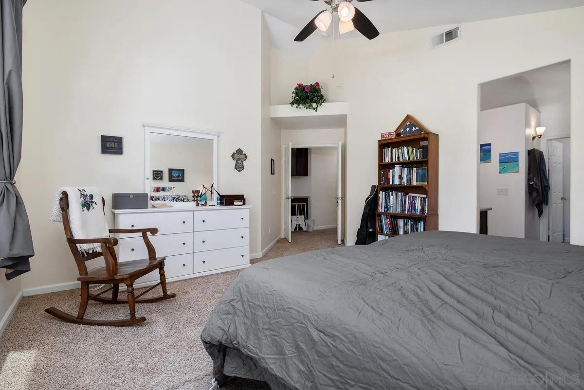 https://cdn.realtyfeed.com/cdn/127/260015322/0006b354d5291f47787ad57d422f763a.webp