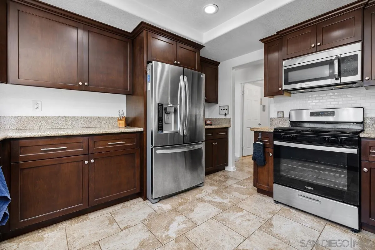 https://cdn.realtyfeed.com/cdn/127/260015322/11445163702036558aa93dd72e84f2b7.webp