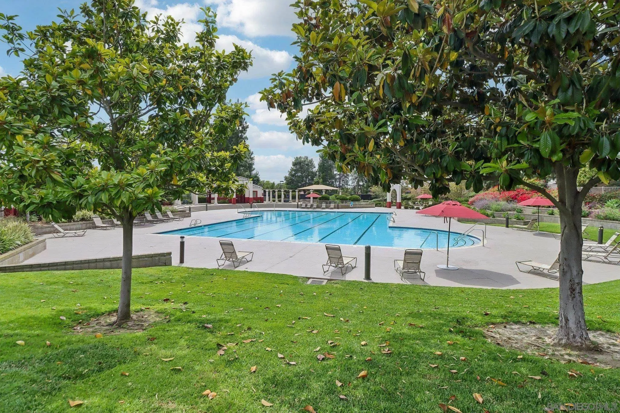 https://cdn.realtyfeed.com/cdn/127/260015322/2f32e001c0e57599486126002b354ebd.webp