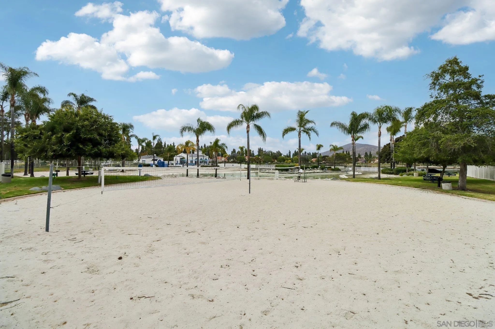 https://cdn.realtyfeed.com/cdn/127/260015322/ab1a306f354dba83125a52d53271f95d.webp