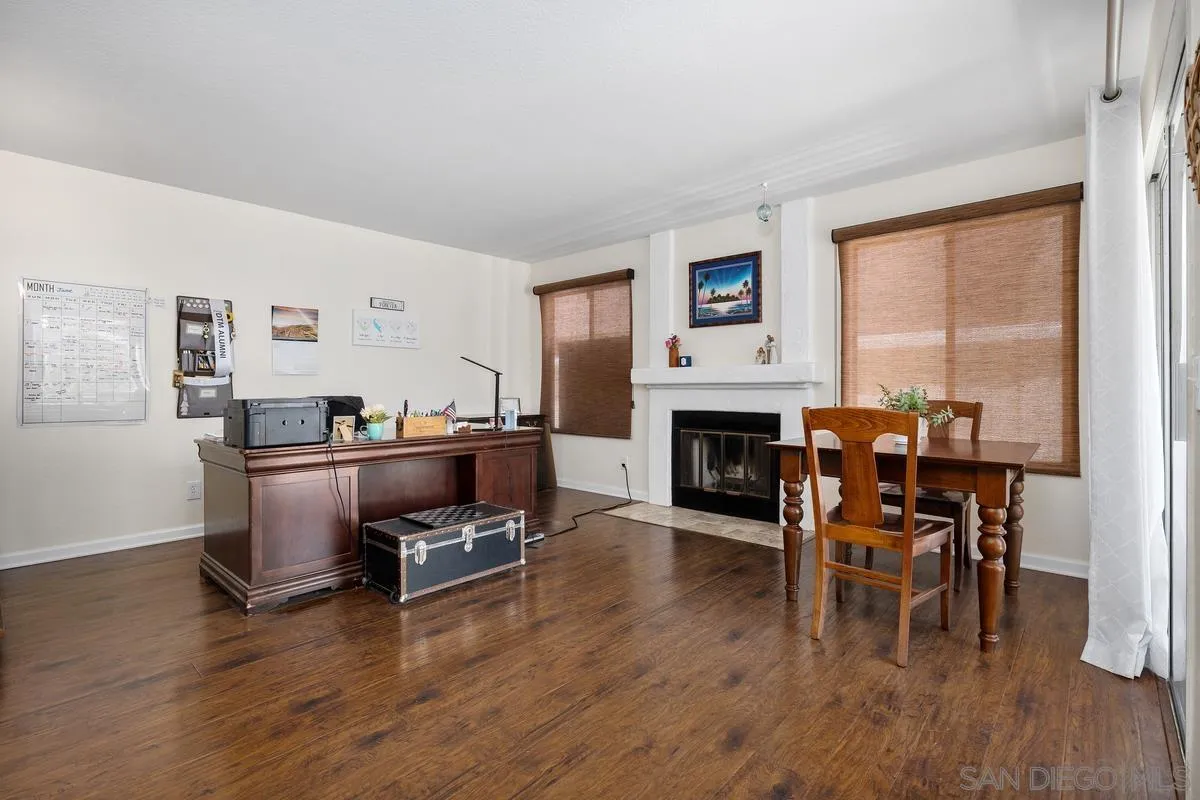 https://cdn.realtyfeed.com/cdn/127/260015322/c1f2c3f23c4b7b29af2e03cedc7f01dd.webp