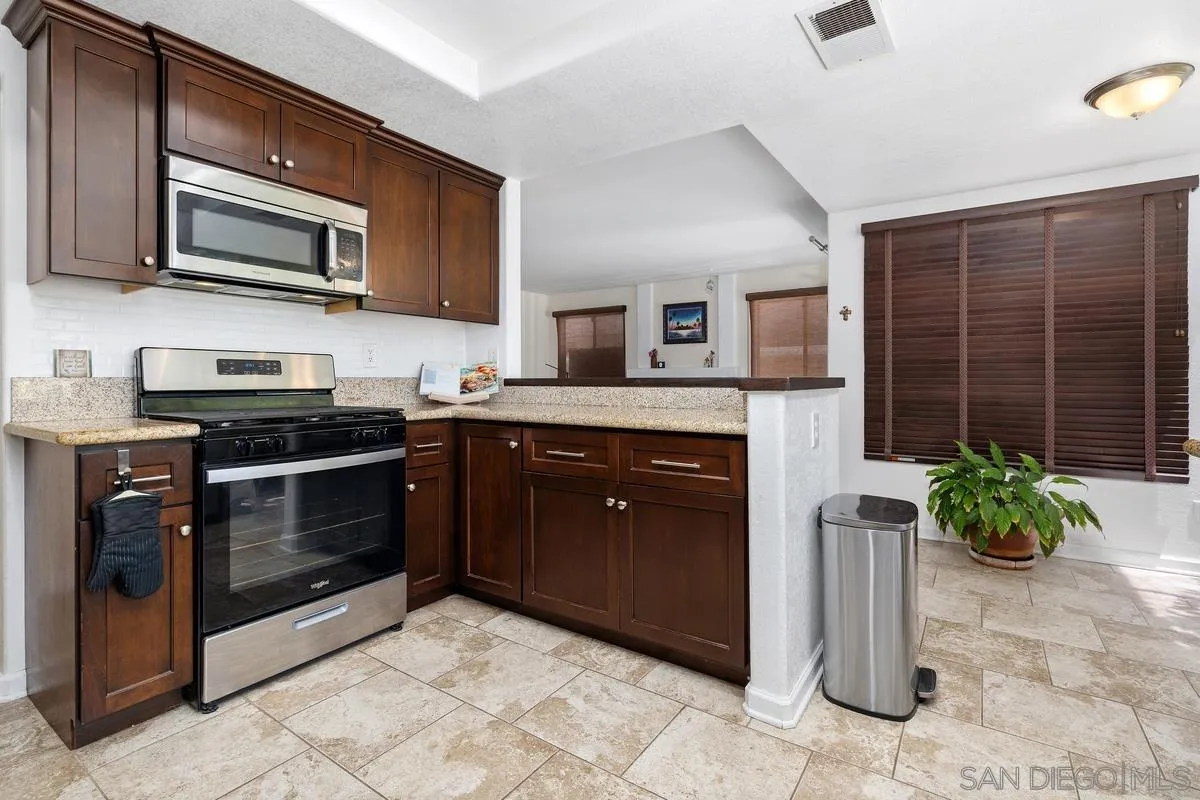 https://cdn.realtyfeed.com/cdn/127/260015322/f2408682aff02cb048e83e886c3bb674.webp