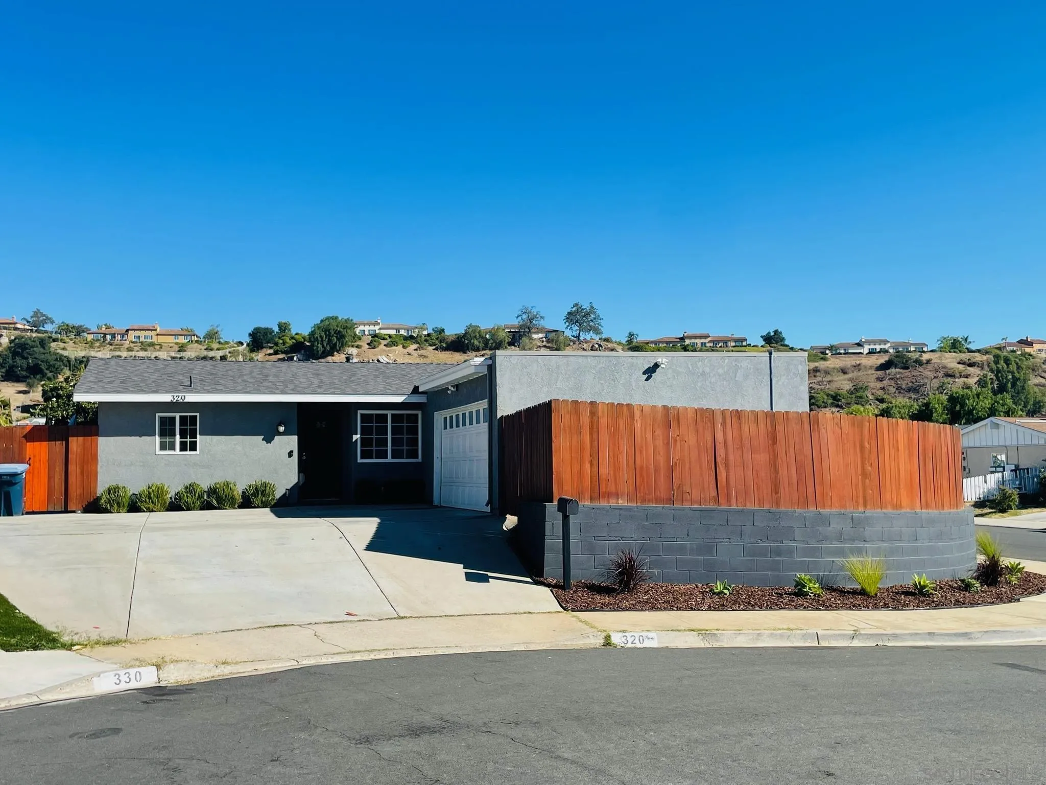 320 James St, Escondido, CA 92027 - Main photo, Escondido, CA