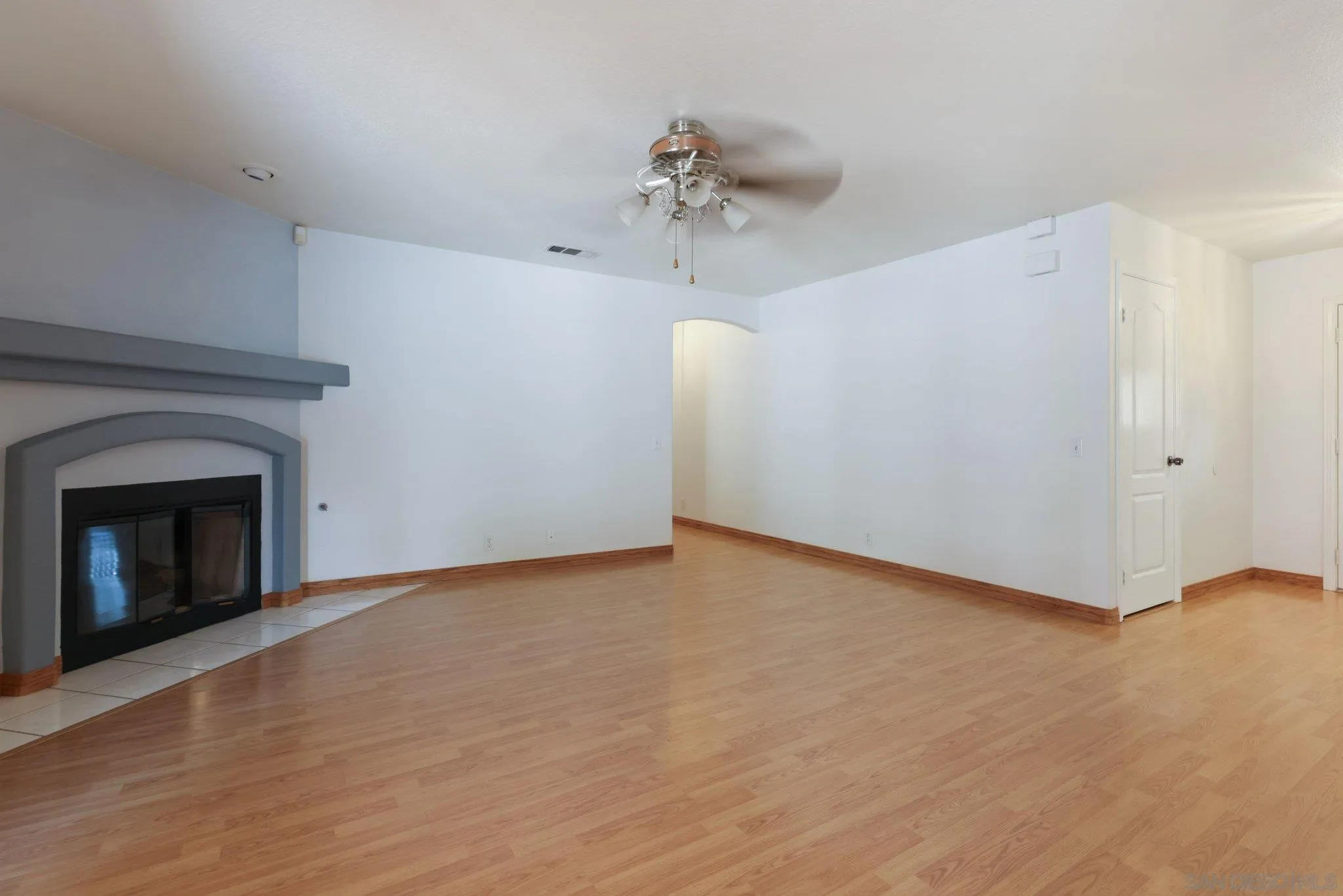 https://cdn.realtyfeed.com/cdn/127/260015326/58569793d709c488e94f2243b0e250b3.webp