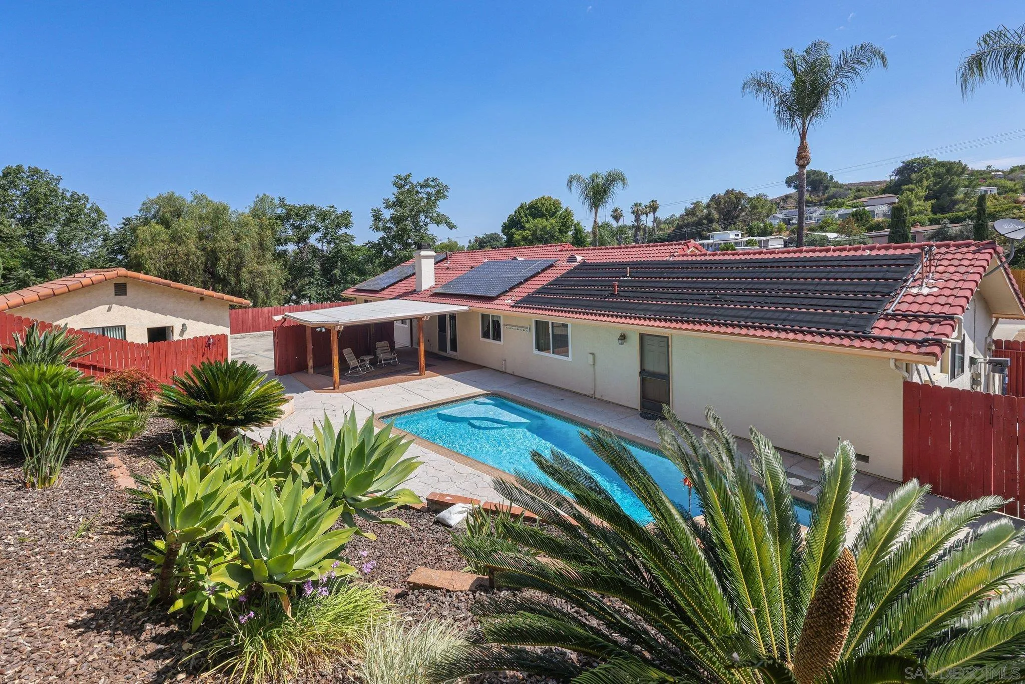 https://cdn.realtyfeed.com/cdn/127/260015326/cd297c0763b7f6e8848e601bd51a42a3.webp