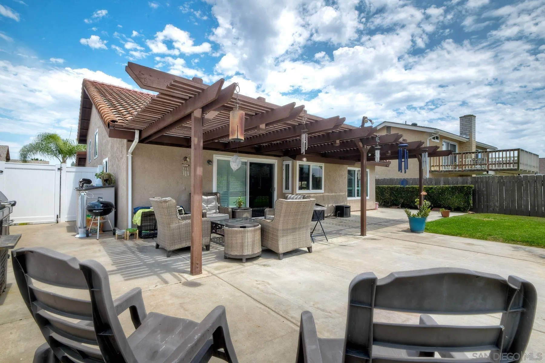 https://cdn.realtyfeed.com/cdn/127/260015327/b0f61b33ed31d625c9ff6dfbbc9d5d7c.webp