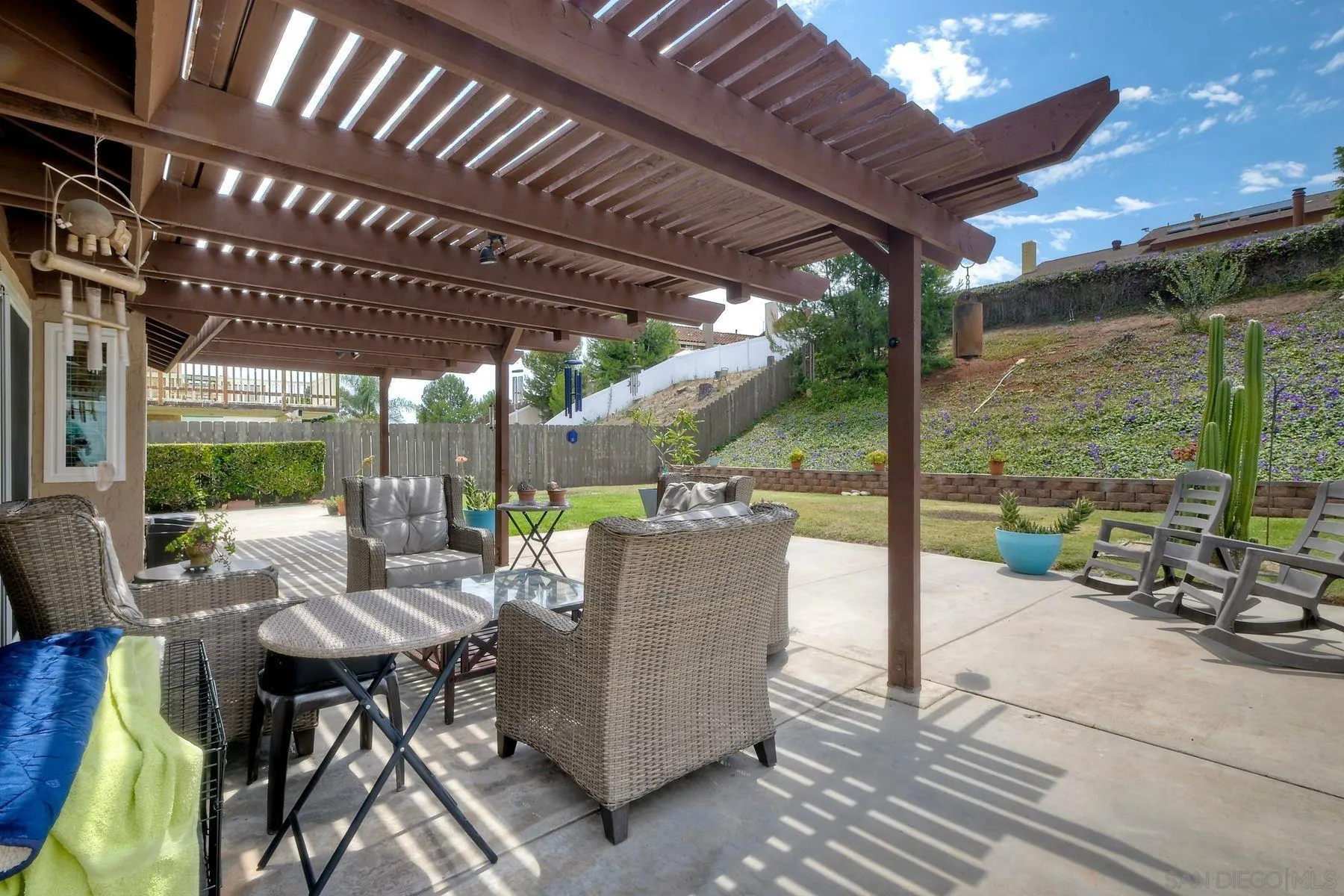 https://cdn.realtyfeed.com/cdn/127/260015327/e309b6adff3be48dfbe2502e8539513b.webp