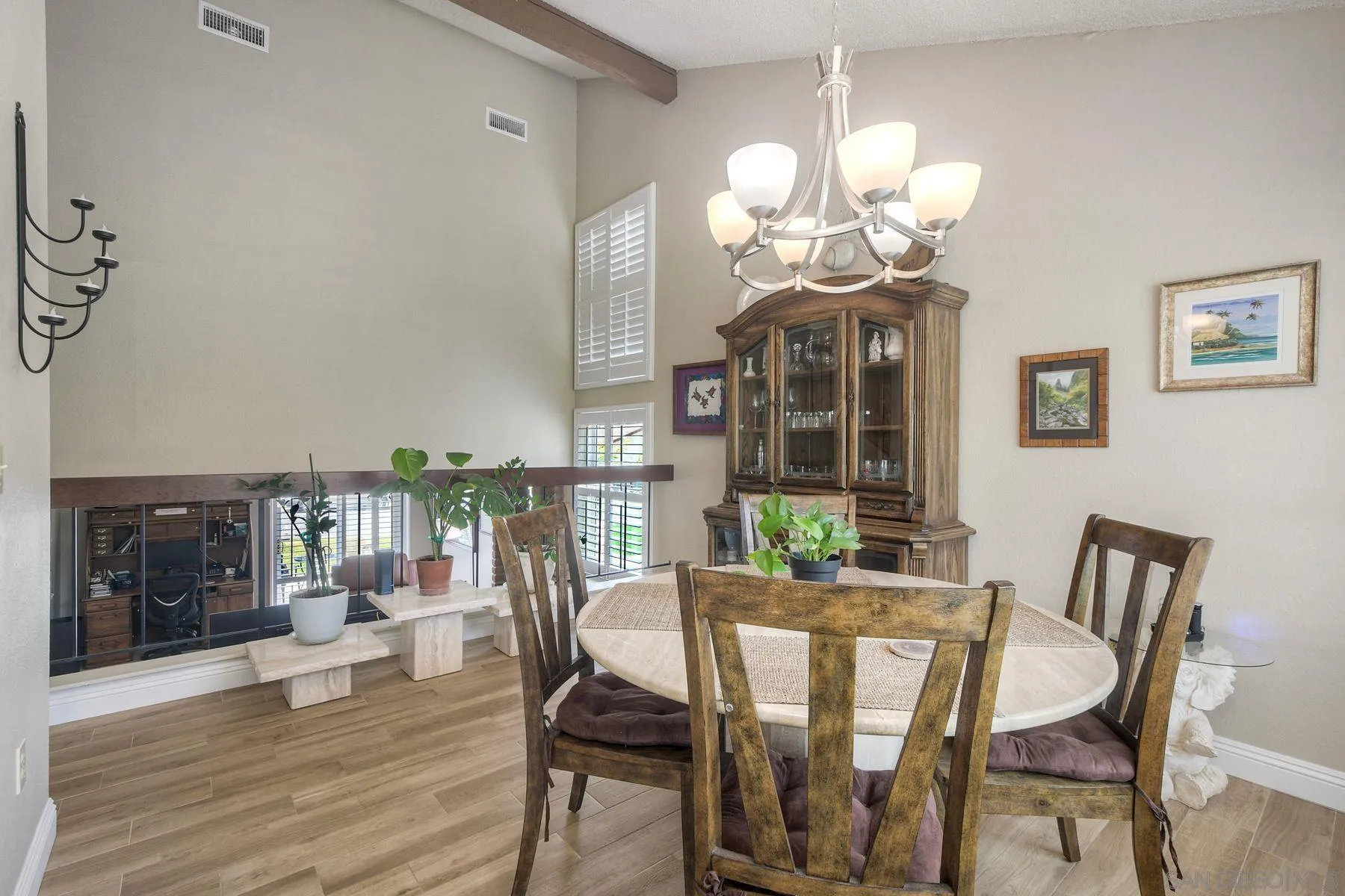 https://cdn.realtyfeed.com/cdn/127/260015327/e8ef48426934e3b2a3fe0ec175ffeb78.webp