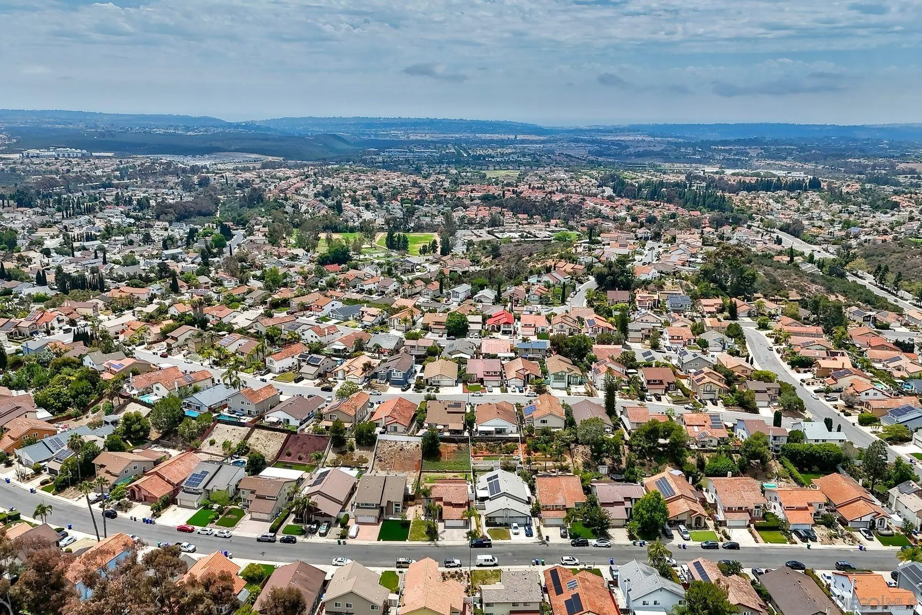 https://cdn.realtyfeed.com/cdn/127/260015327/ec8c0436bbeba8a3f4628332f7e89068.webp