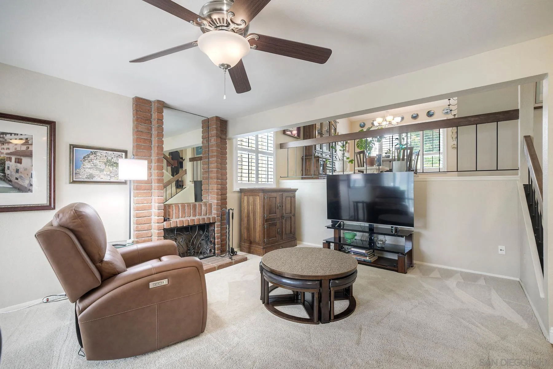 https://cdn.realtyfeed.com/cdn/127/260015327/f59965d52a478cdd9cd08a3ed07263d1.webp