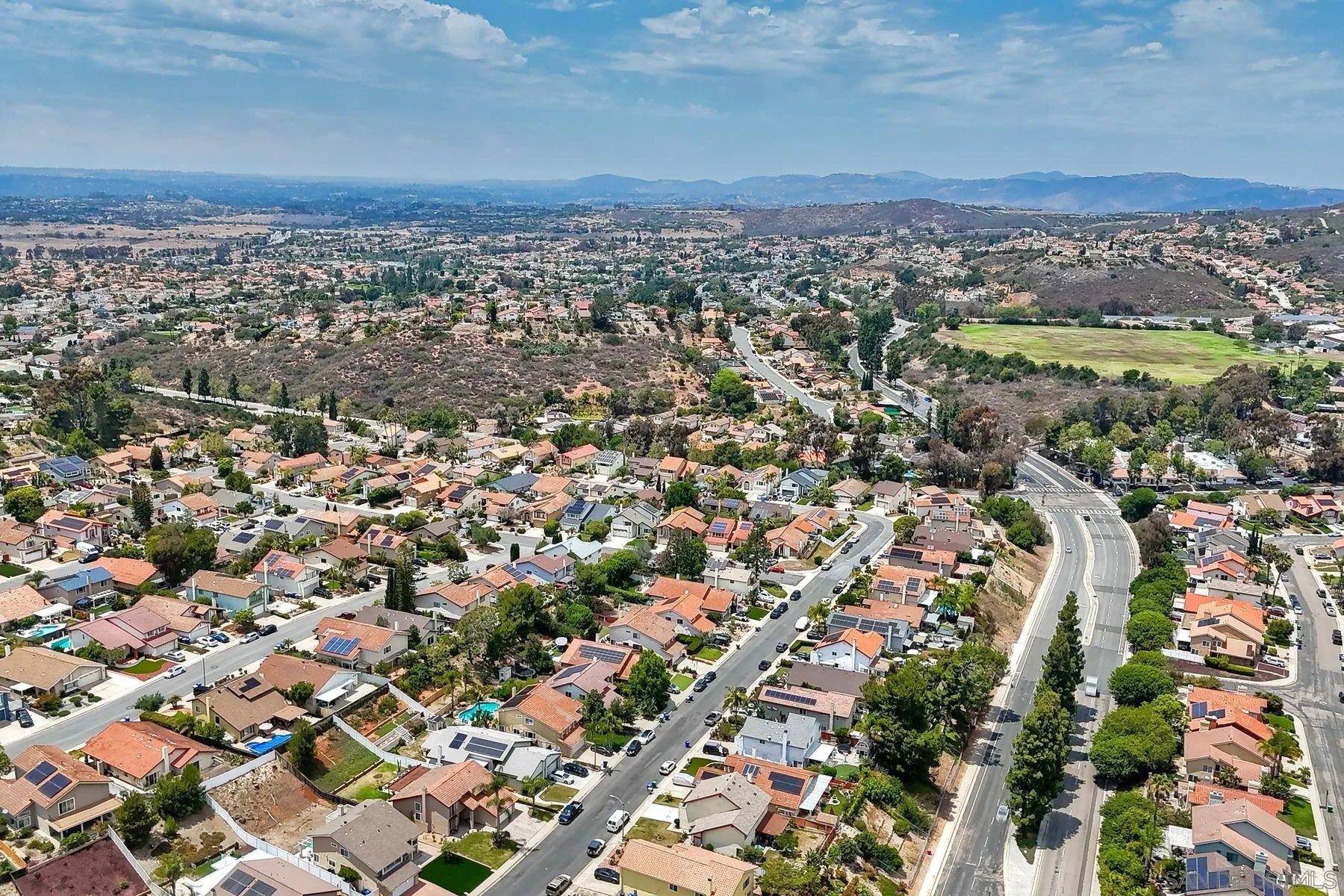 https://cdn.realtyfeed.com/cdn/127/260015327/f72f92c51725c921082d23ec8b0b0bdd.webp