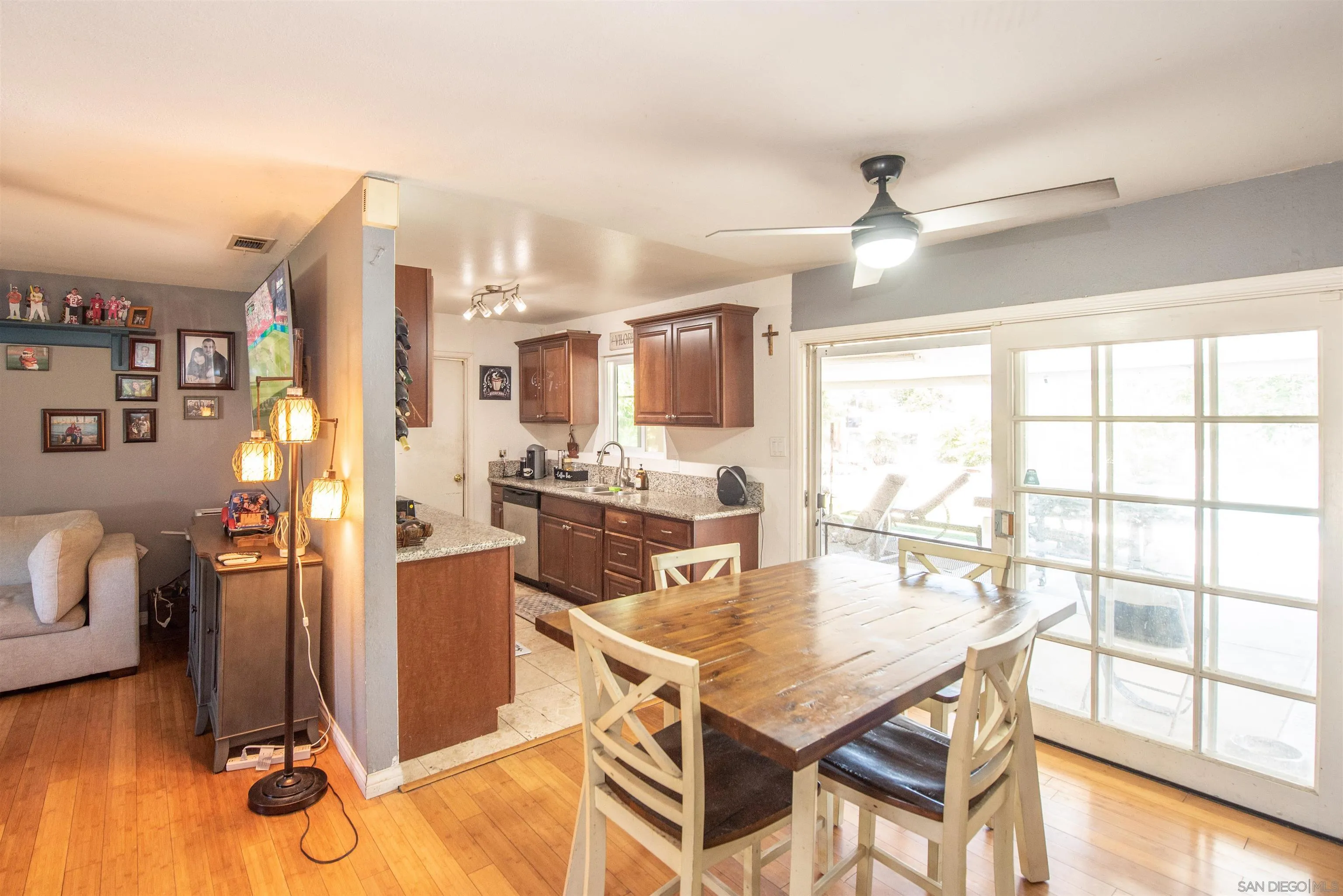 https://cdn.realtyfeed.com/cdn/127/260015332/1dab1503efa05c13aec493615c013505.webp