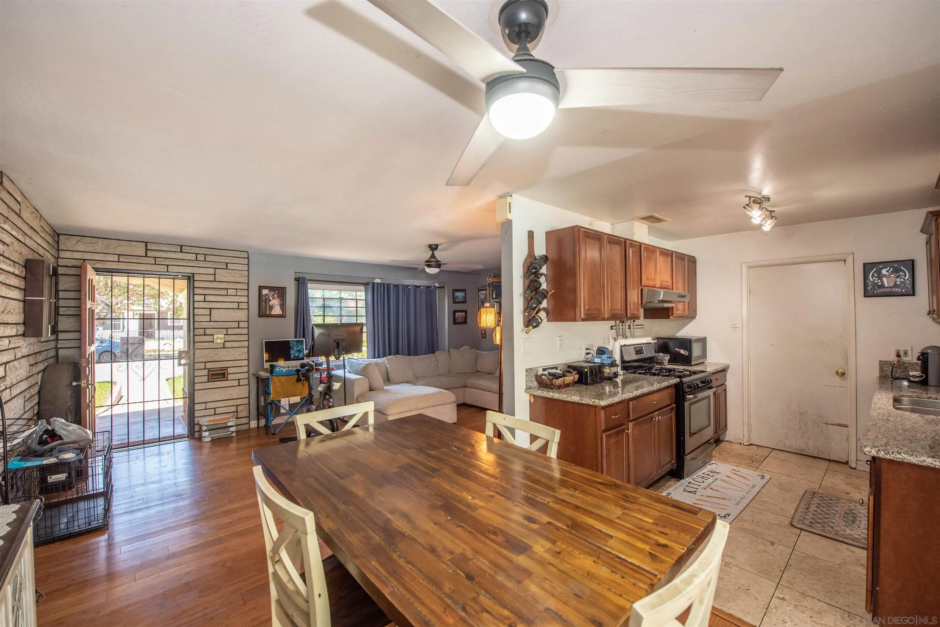https://cdn.realtyfeed.com/cdn/127/260015332/9591a341fc4760270003ae87e74ea344.webp