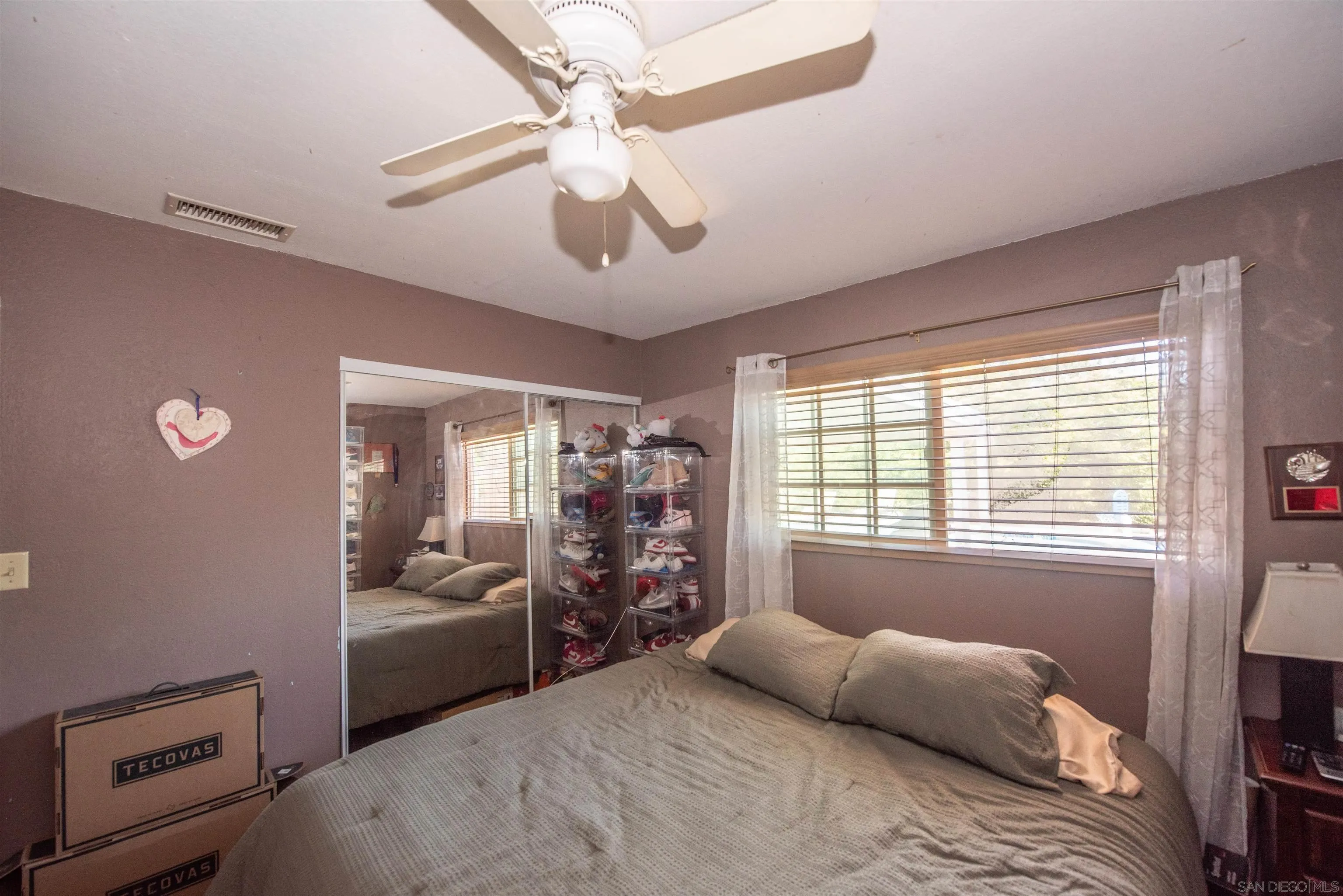 https://cdn.realtyfeed.com/cdn/127/260015332/de718d8da4023d7325d03853b89d715a.webp