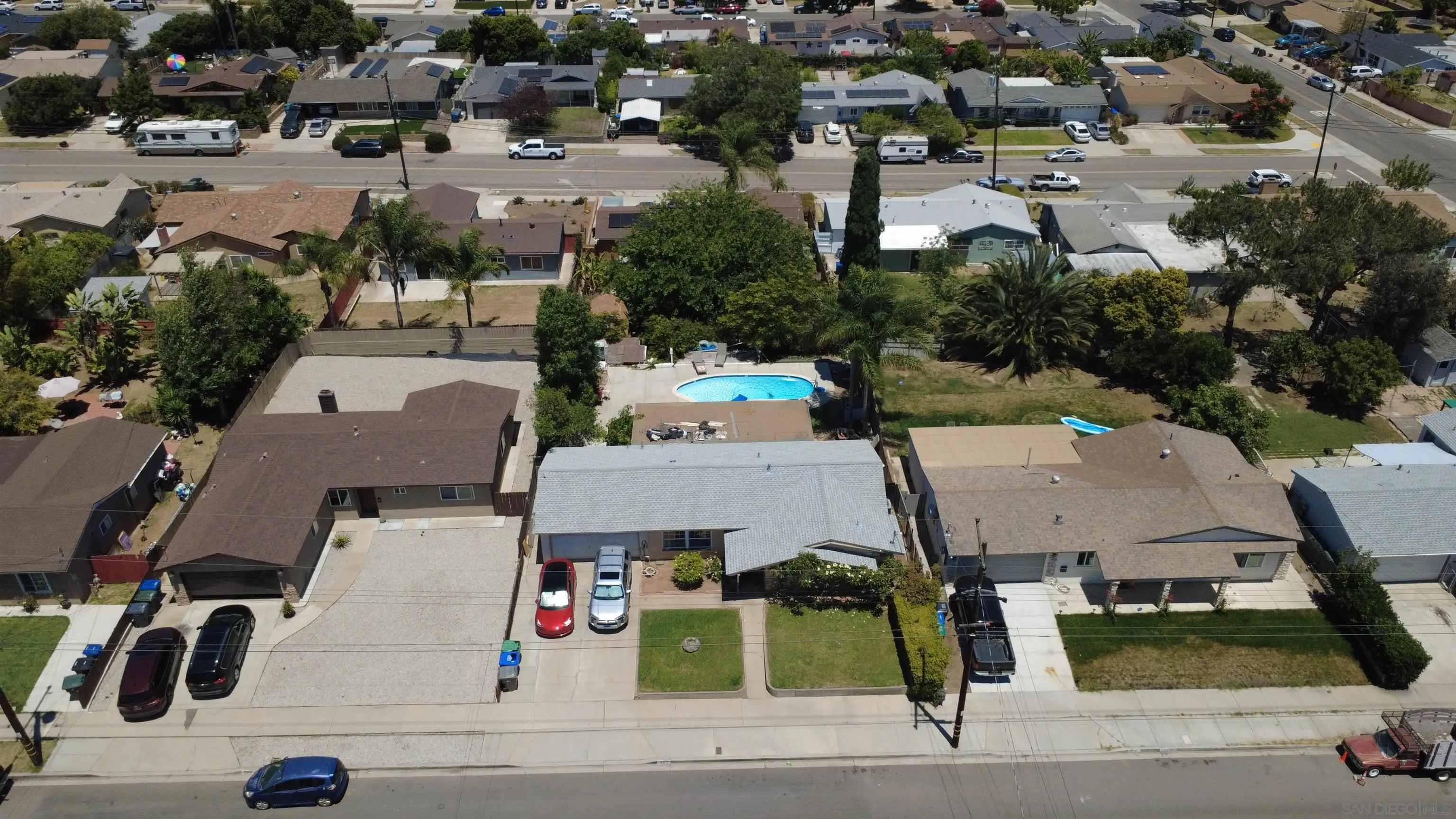 https://cdn.realtyfeed.com/cdn/127/260015332/f7e4a582dbeba0baa3b156530b819b42.webp