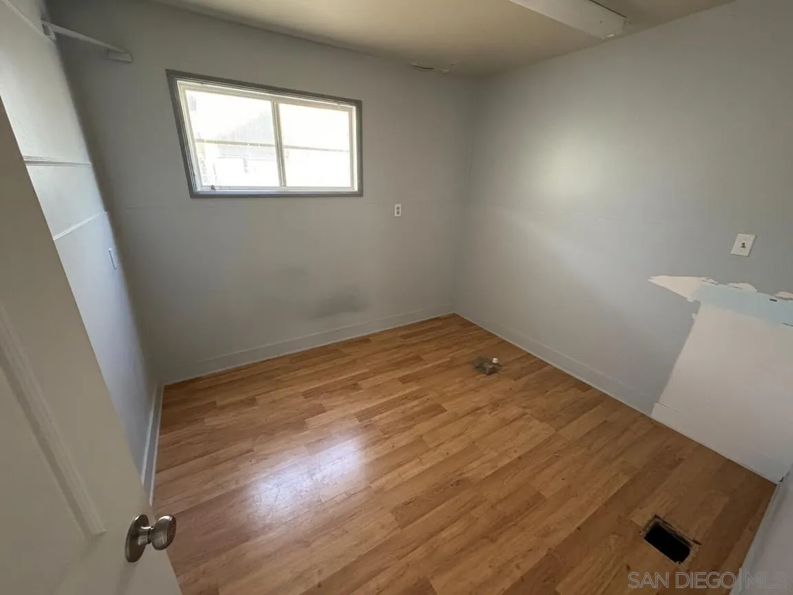 7854 Golden Avenue, Lemon Grove, CA 91945, photo 6
