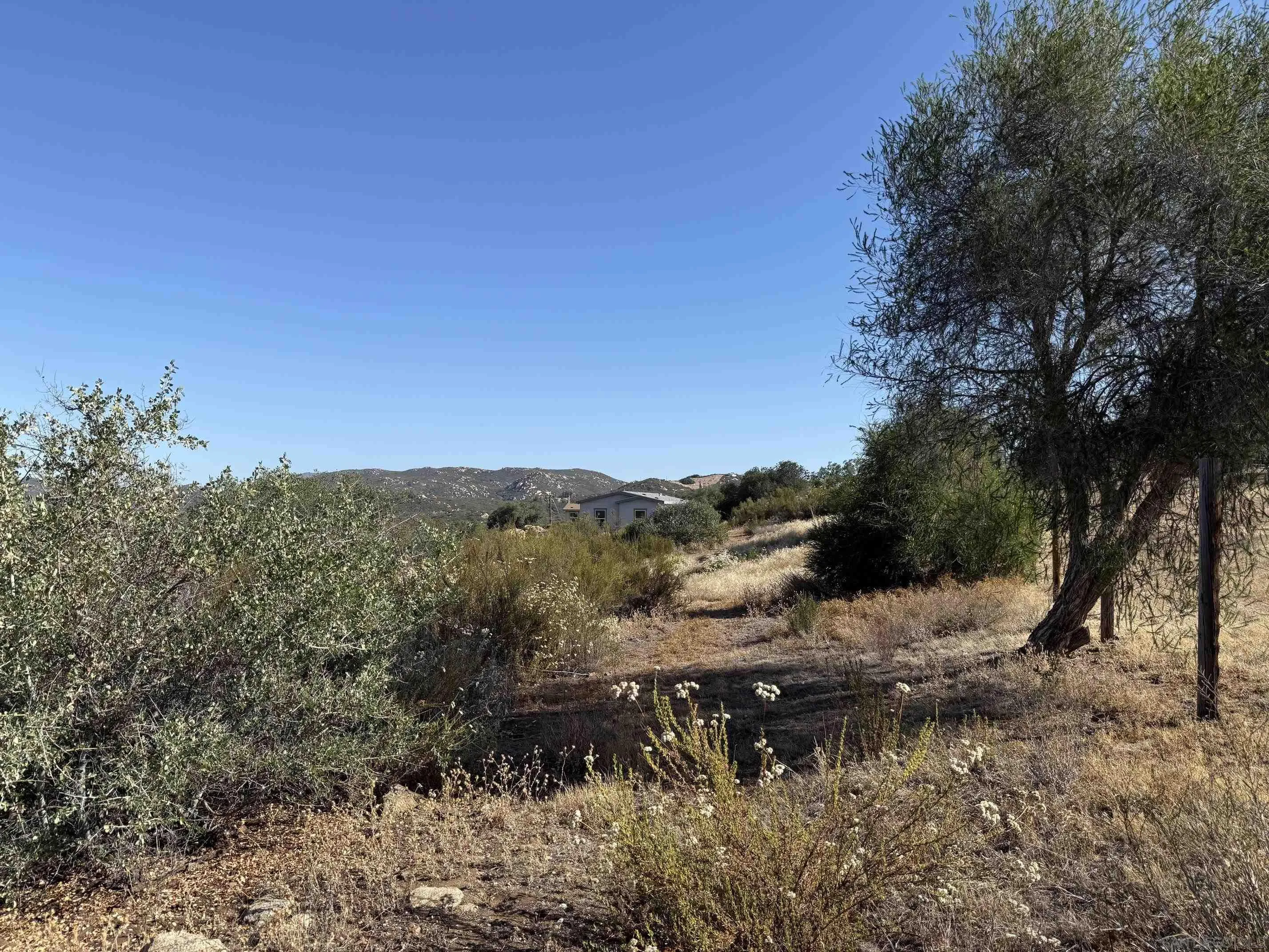 22815 Illahee Dr., Alpine, CA 91901 - Photo 4 of 15, Alpine, CA