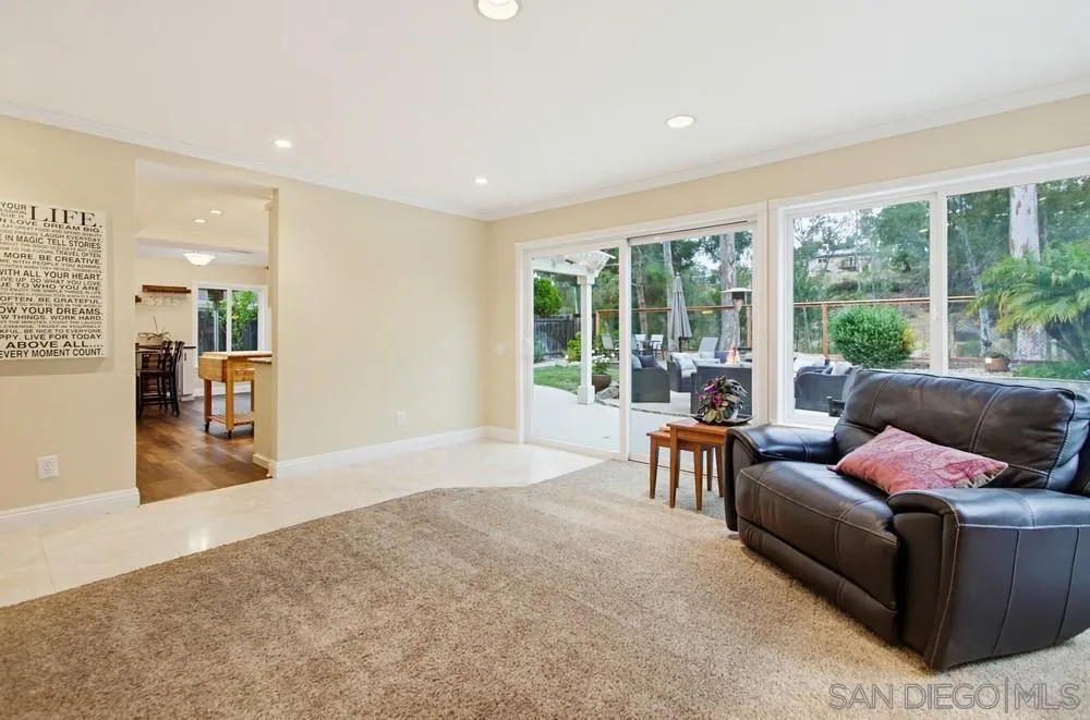 https://cdn.realtyfeed.com/cdn/127/260015344/459647f40cafe4fdd2b13ed9cc52e6a1.webp